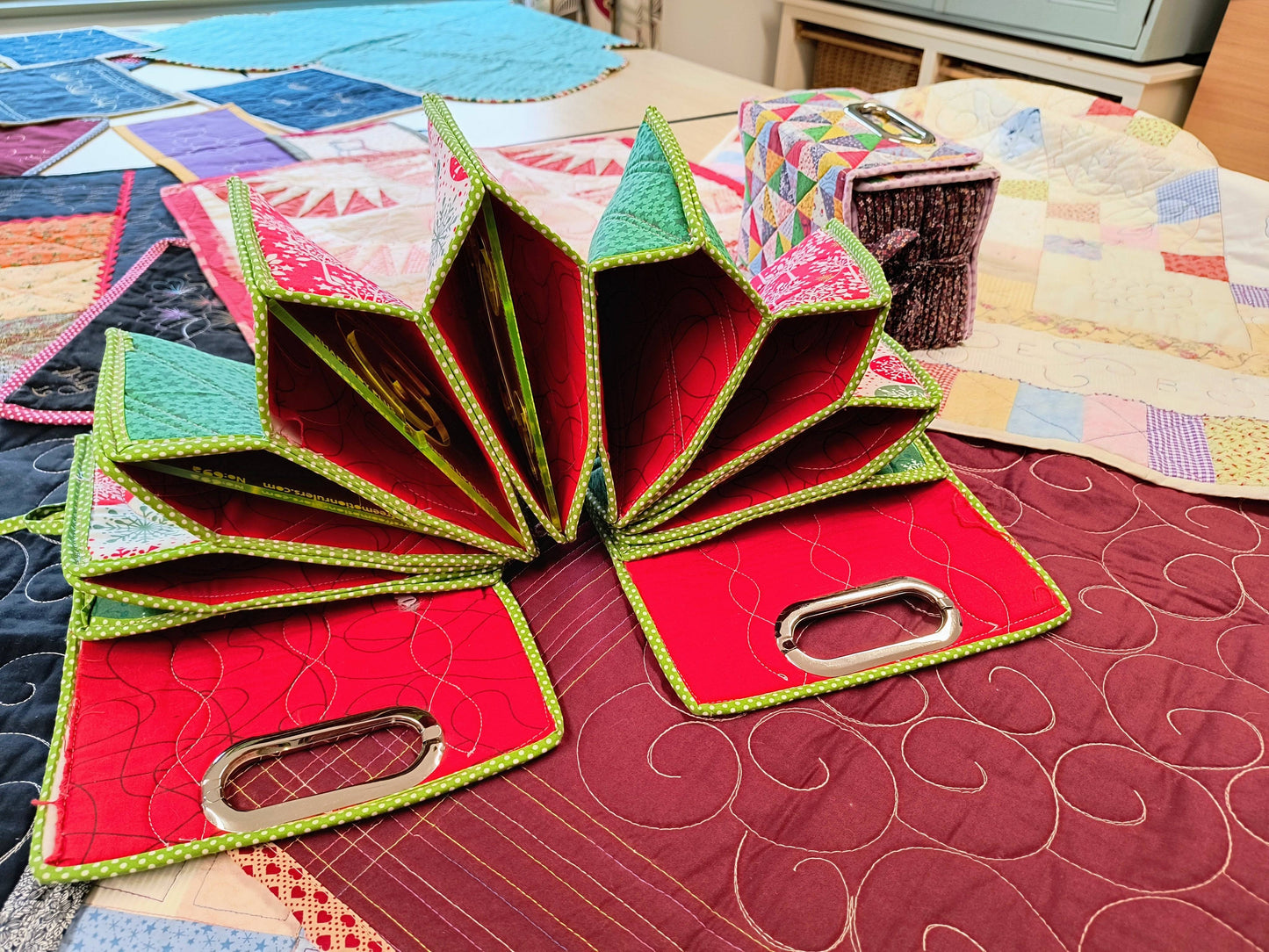 Parrs Pockets - 2 sets of handles