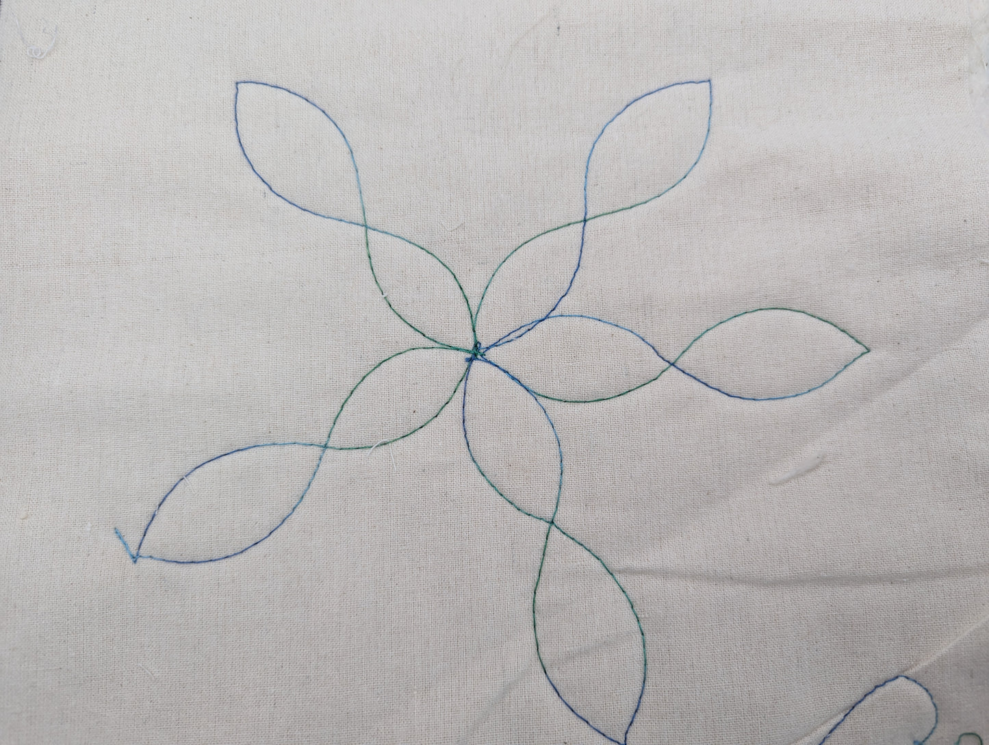 Cables, vines & Petals